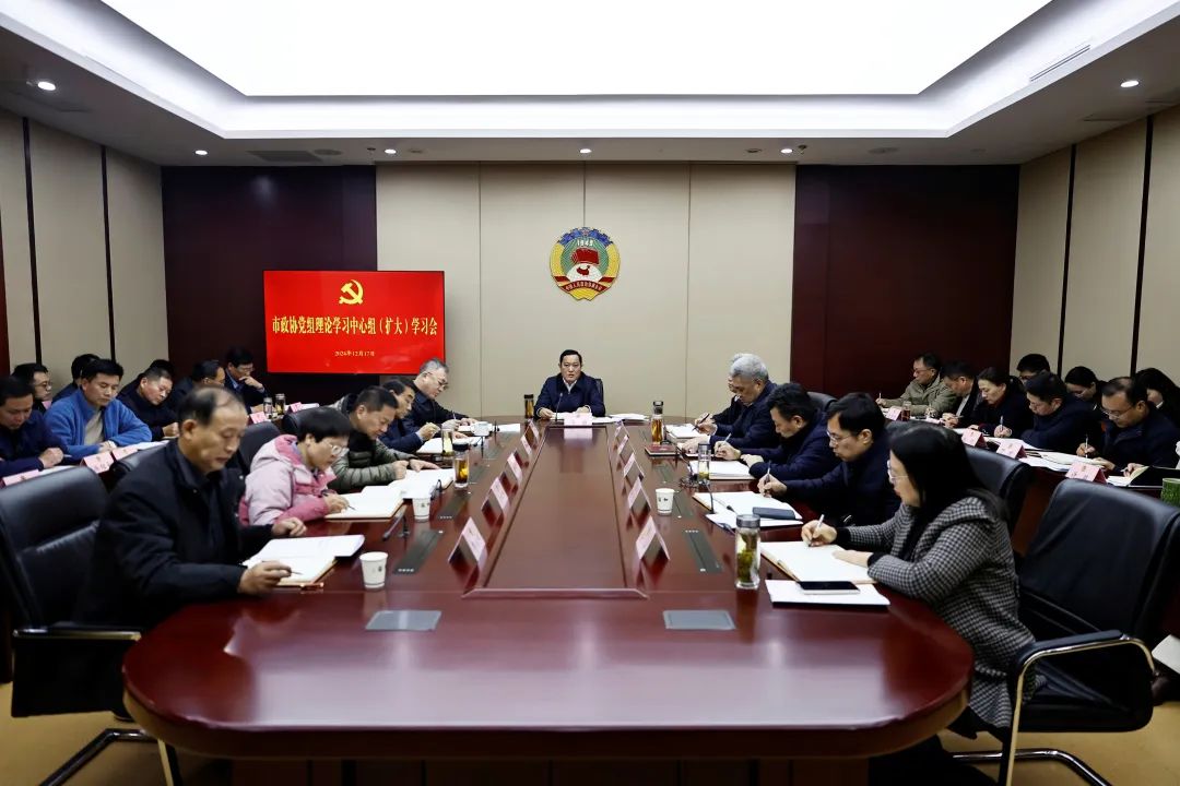 _Q4I6125.JPG _Q4I6125.JPG